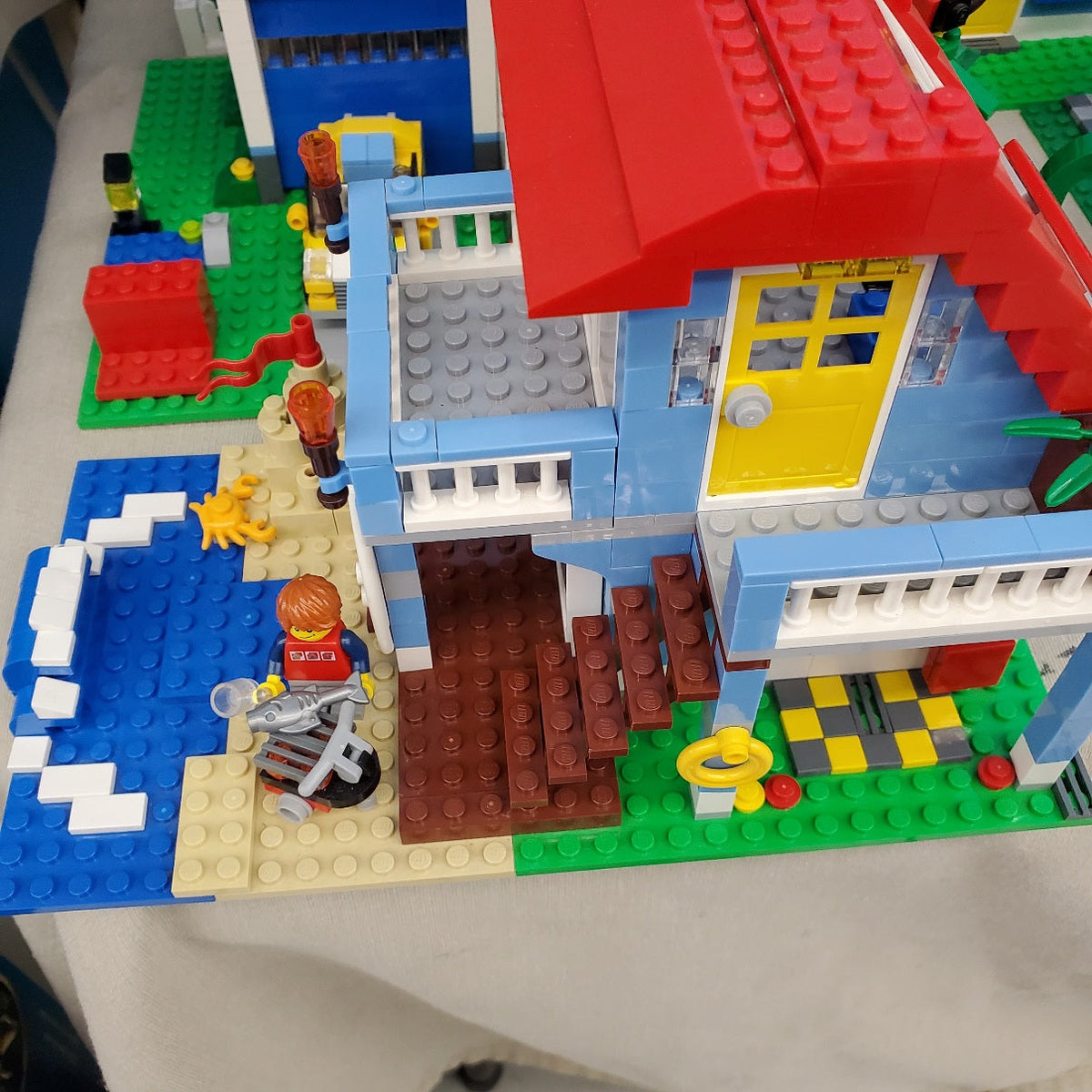 7346 Creator Seaside House (Retired) (Previously Owned) product image 1, provided for visual reference and product detail