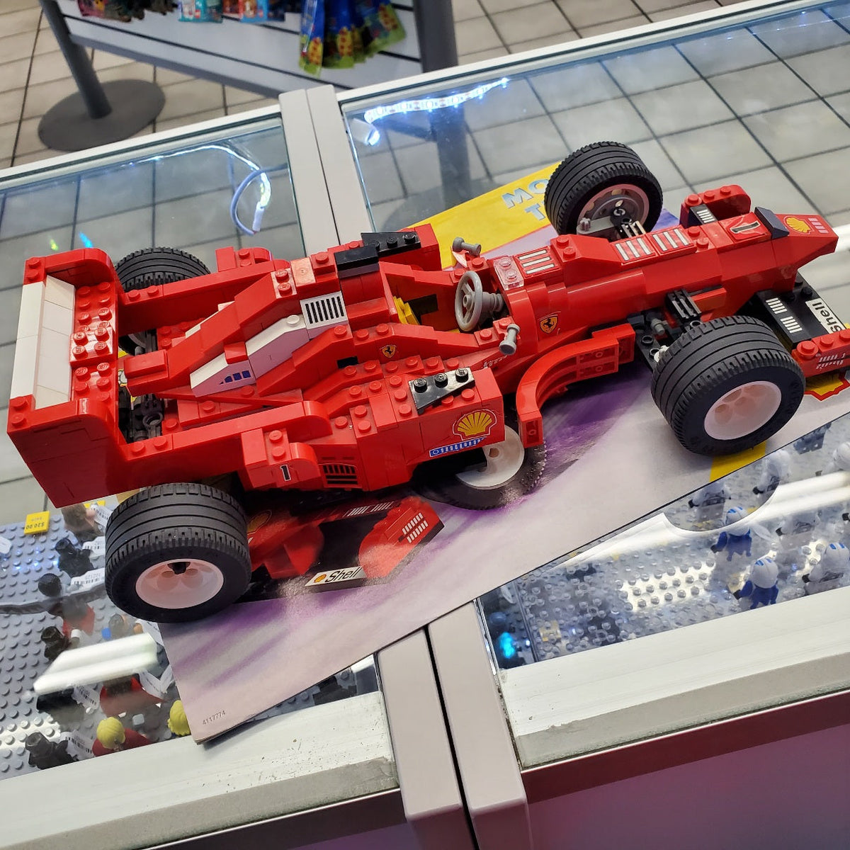 2556 Ferrari Formula 1 Racing Car (Retired) (Previously Owned) product image 1, provided for visual reference and product