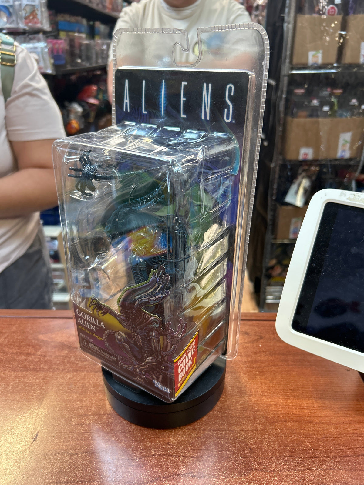 Gorilla Alien with Face Hugger (Aliens, NECA) **SEALED** product image 5, provided for visual reference and product detail