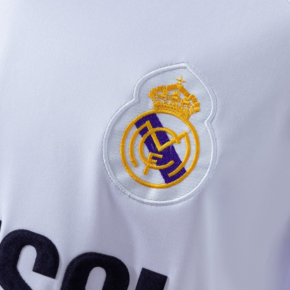 Real Madrid Jersey 1984-85 Home Retro Football Kit product image 5