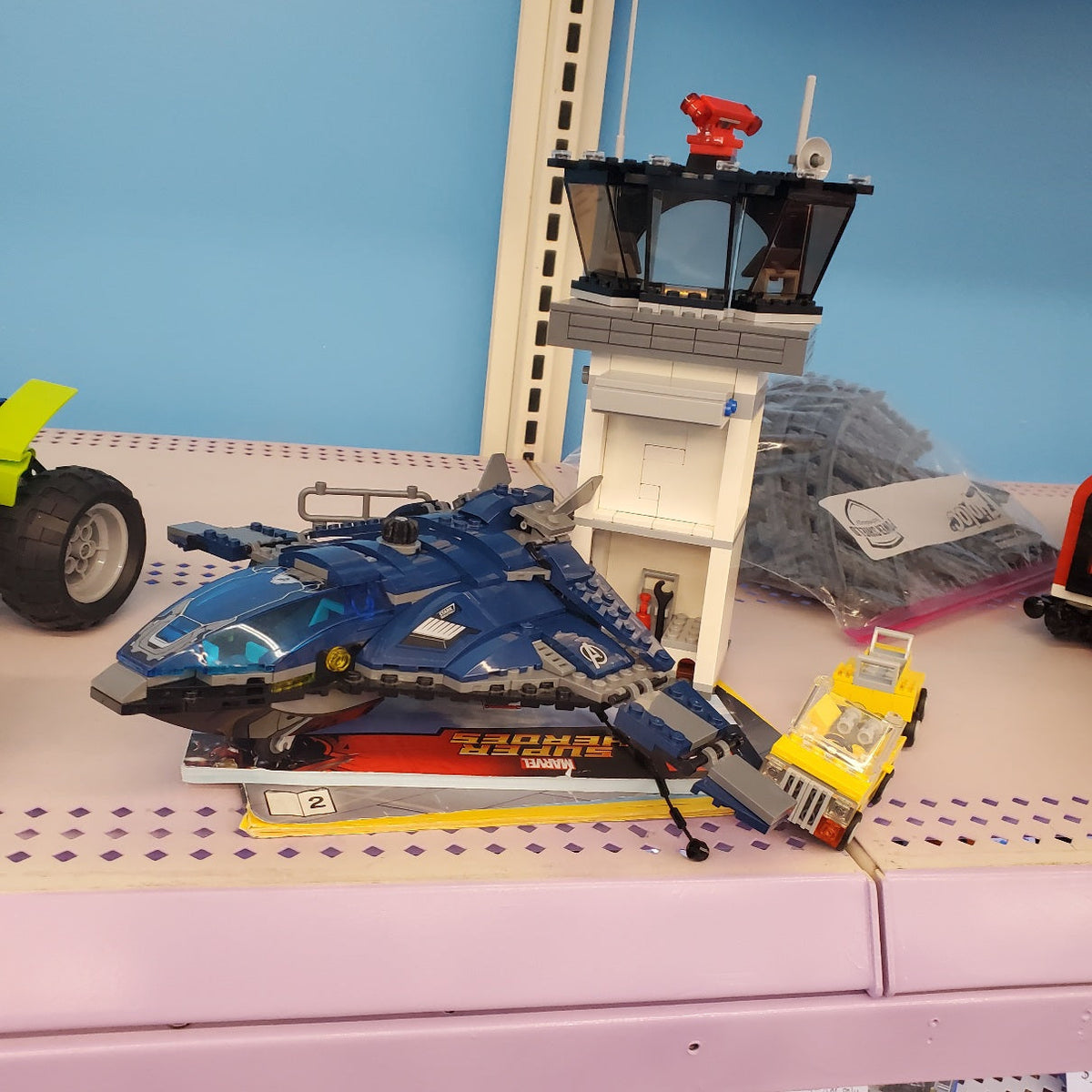 76051 Super Hero Airport Battle (Retired) (Previously Owned) product image 1, provided for visual reference and product