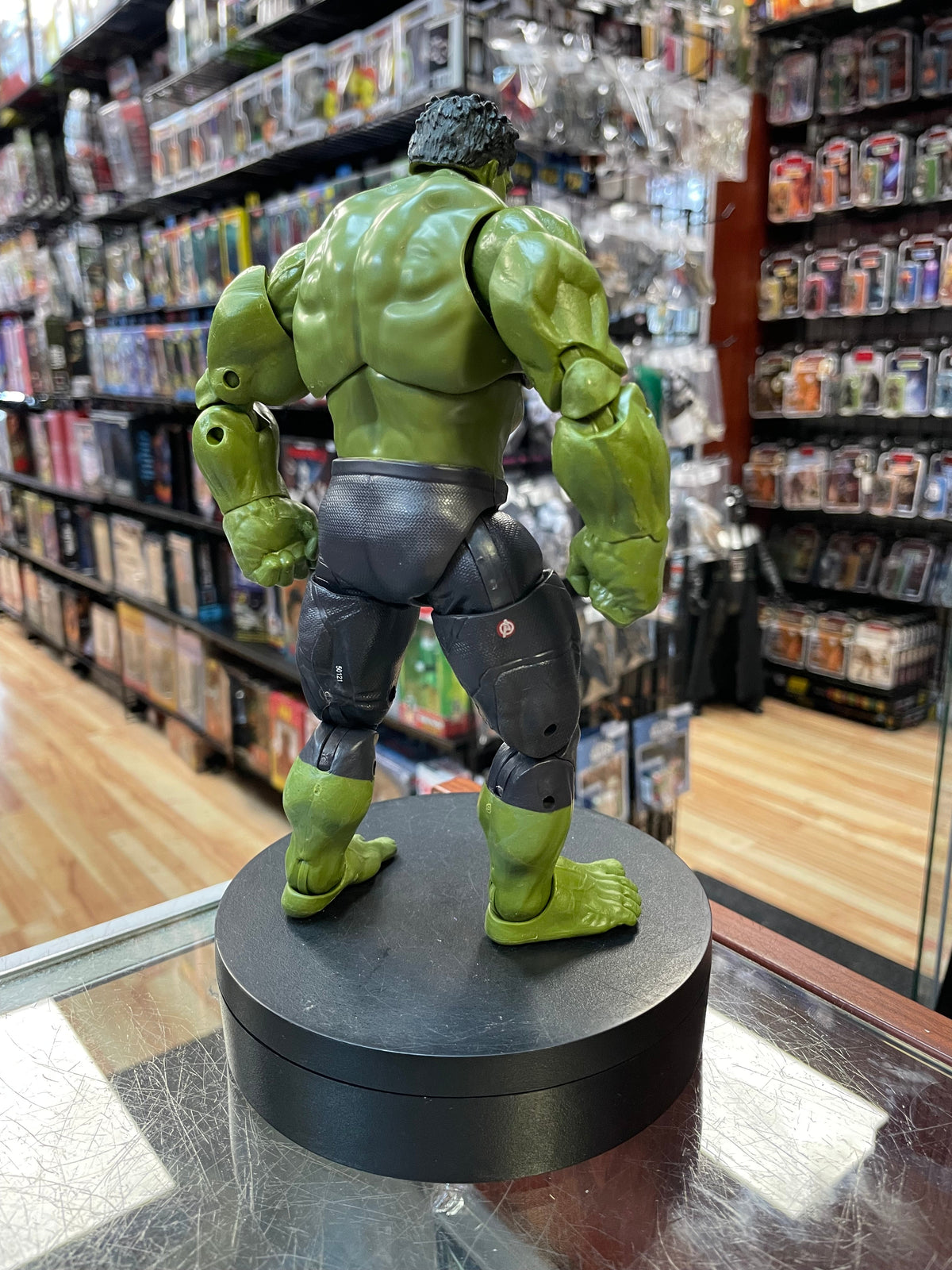 Age Of Ultron Hulk (Marvel Legends, Hasbro) LOOSE product image 3, provided for visual reference and product detail review