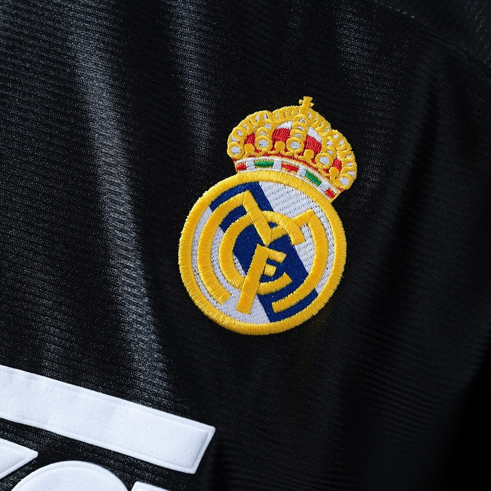 Real Madrid Jersey 1999-01 Away Retro Football Kit product image 5