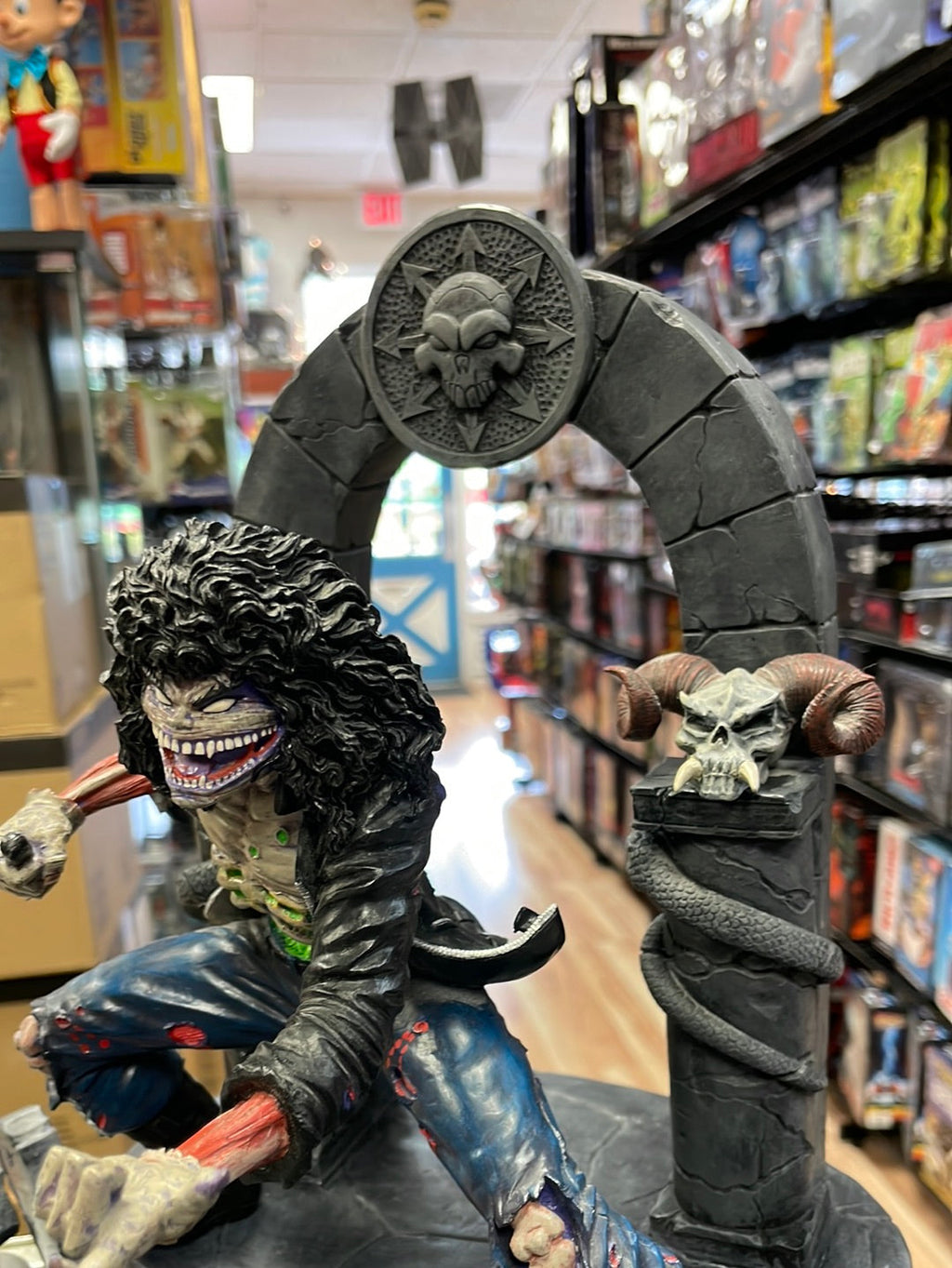 Evil Ernie Statue 875/2500 (Moore Creations, Chaos Comics) product image 3, provided for visual reference and product detail