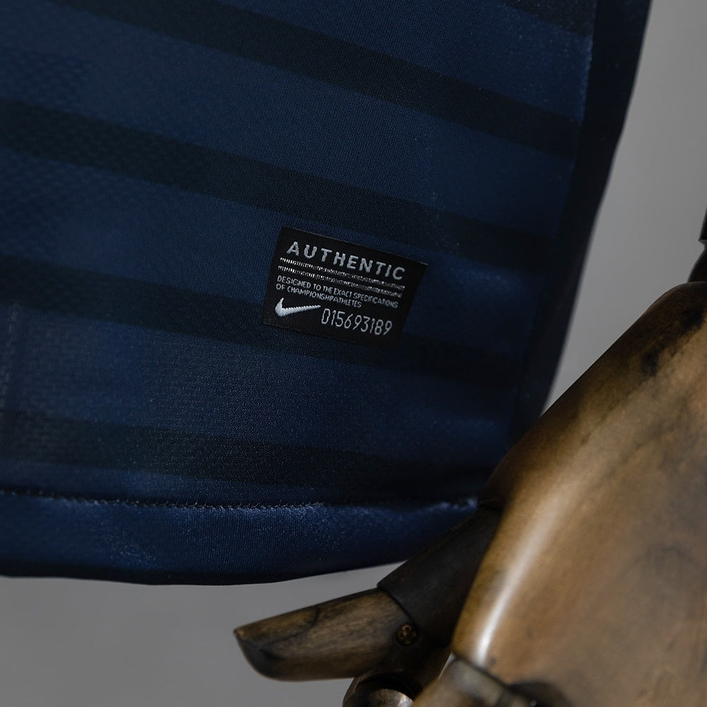 Atletico Madrid Jersey 2011-12 Away Retro Football Kit product image 4