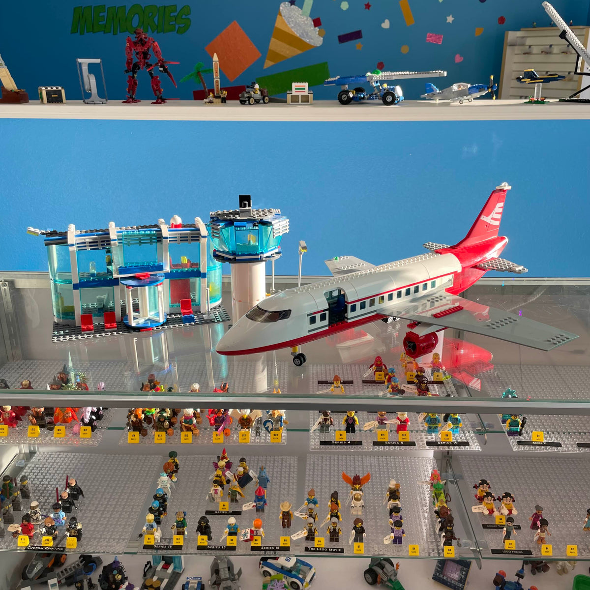 7894 City Airport (Retired) (Previously Owned) product image 1, provided for visual reference and product detail review