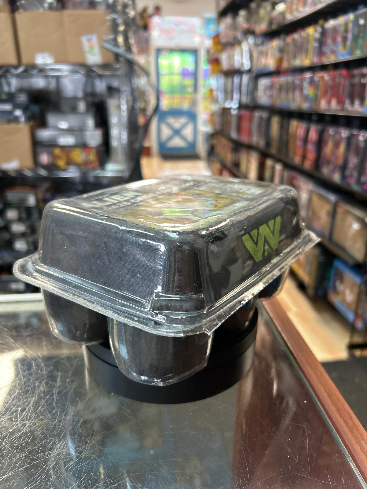 Cage Free Eggs LV426 (NECA, Aliens) **SEALED** product image 2, provided for visual reference and product detail review