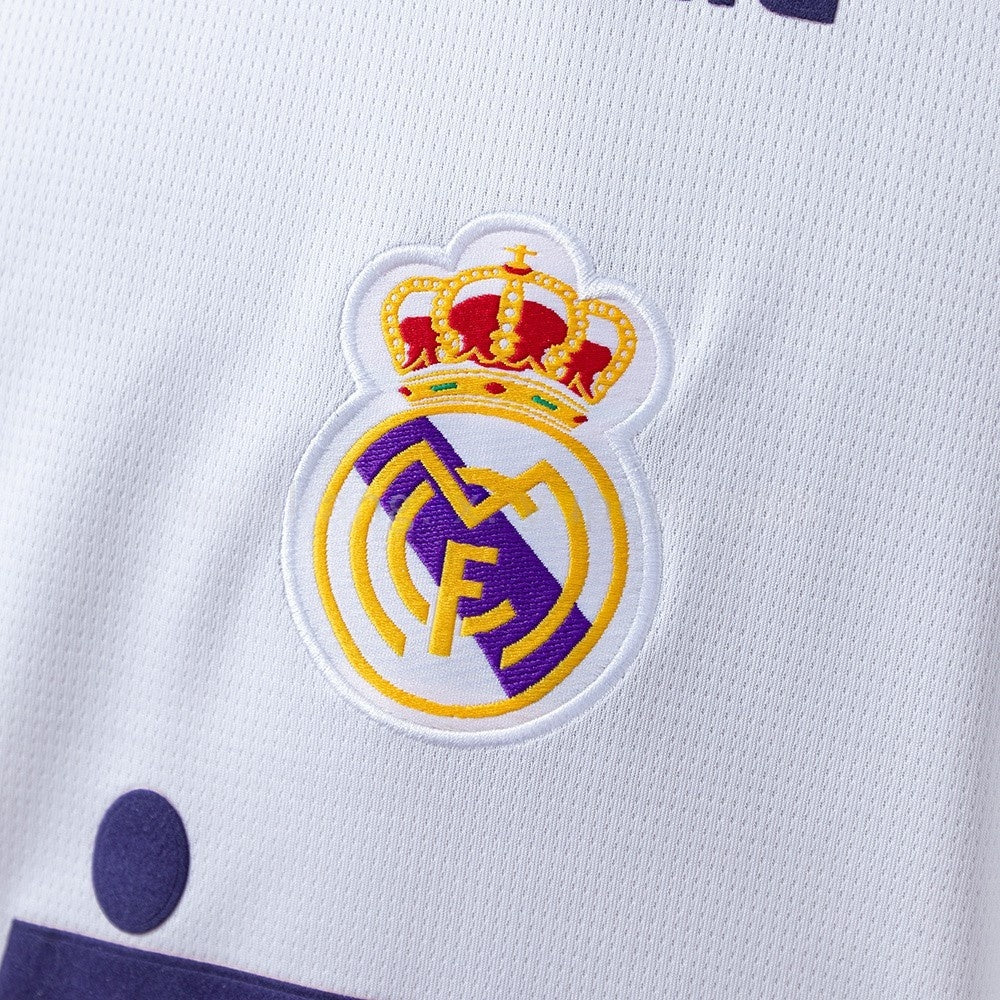 Real Madrid Jersey 1997-98 Home Retro Football Kit product image 3