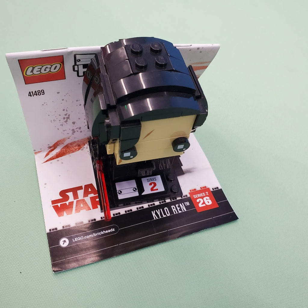 41489 Brickheadz Rey & Kylo Ren (Previously Owned) (Retired) product image 2, provided for visual reference and product