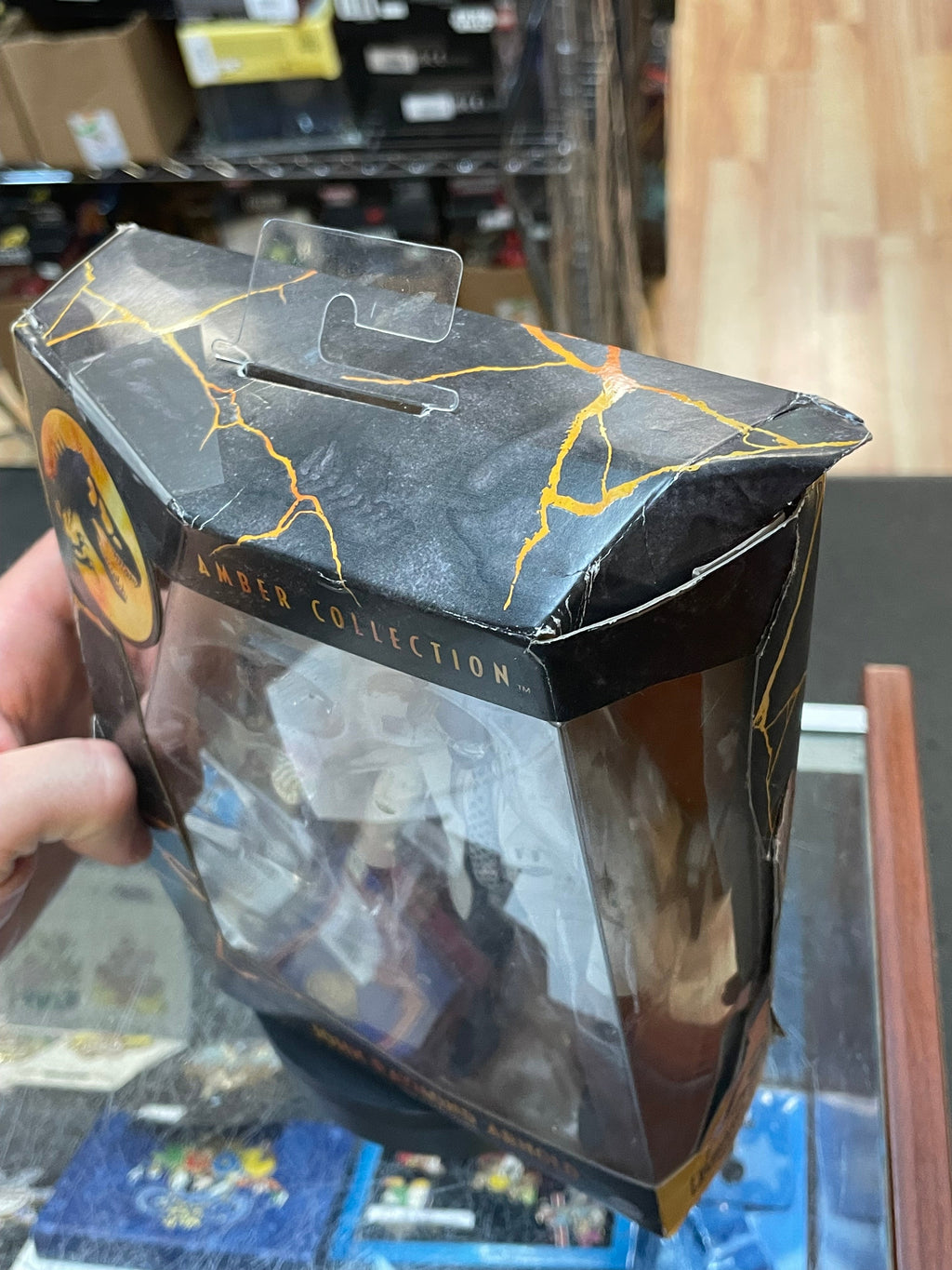 John Raymond Arnold (Jurassic Park, Amber Collectio) **NEW** product image 7, provided for visual reference and product