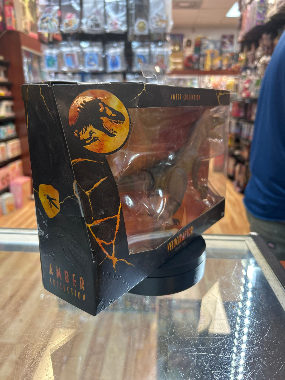 Velociraptor Brown (Jurassic Park Amber Collection, Mattel) **SEALED** product image 2, provided for visual reference and