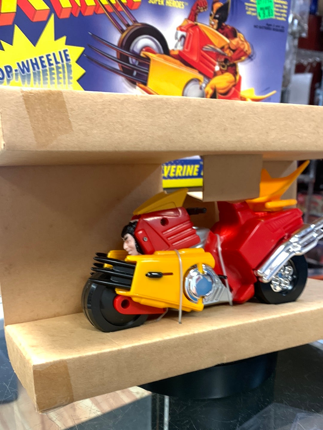 Wolverine Mutantcycle (Vintage X-Men, Toybiz) UNUSED product image 9, provided for visual reference and product detail review