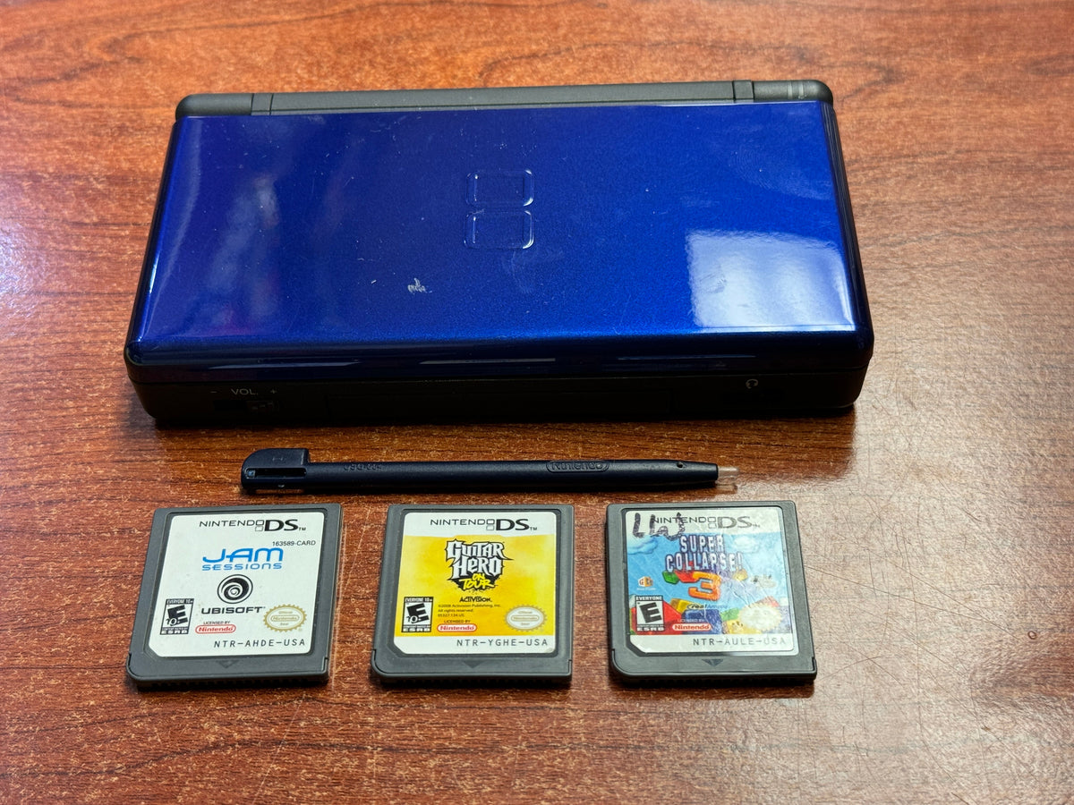 DS Lite Navy Blue 522940 (Nintendo, Handheld Gaming) product image 1, provided for visual reference and product detail review