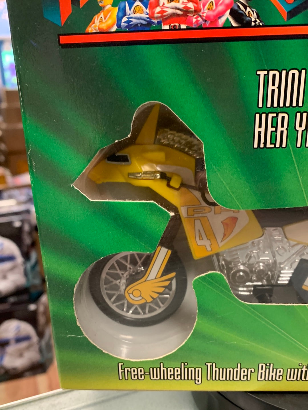 Yellow Ranger with Thunder Bike (Vintage MMPR Power Rangers, Bandai) product image 3, provided for visual reference and