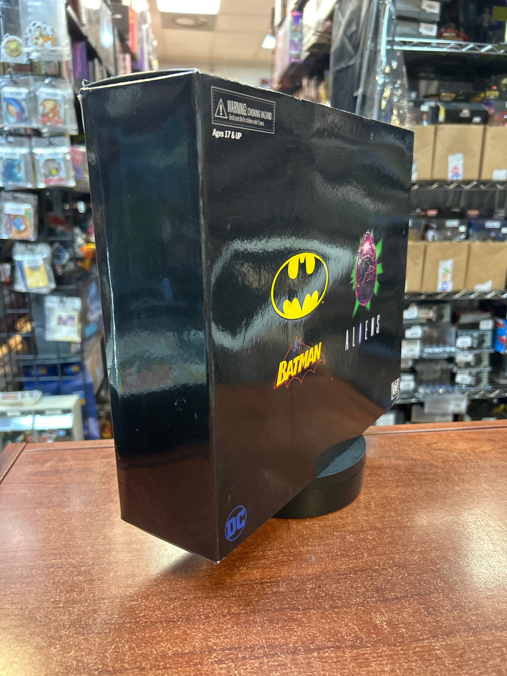 Joker Xenomorph vs Dark Horse Batman -SDCC- (NECA, Predator) **SEALED** product image 2, provided for visual reference and