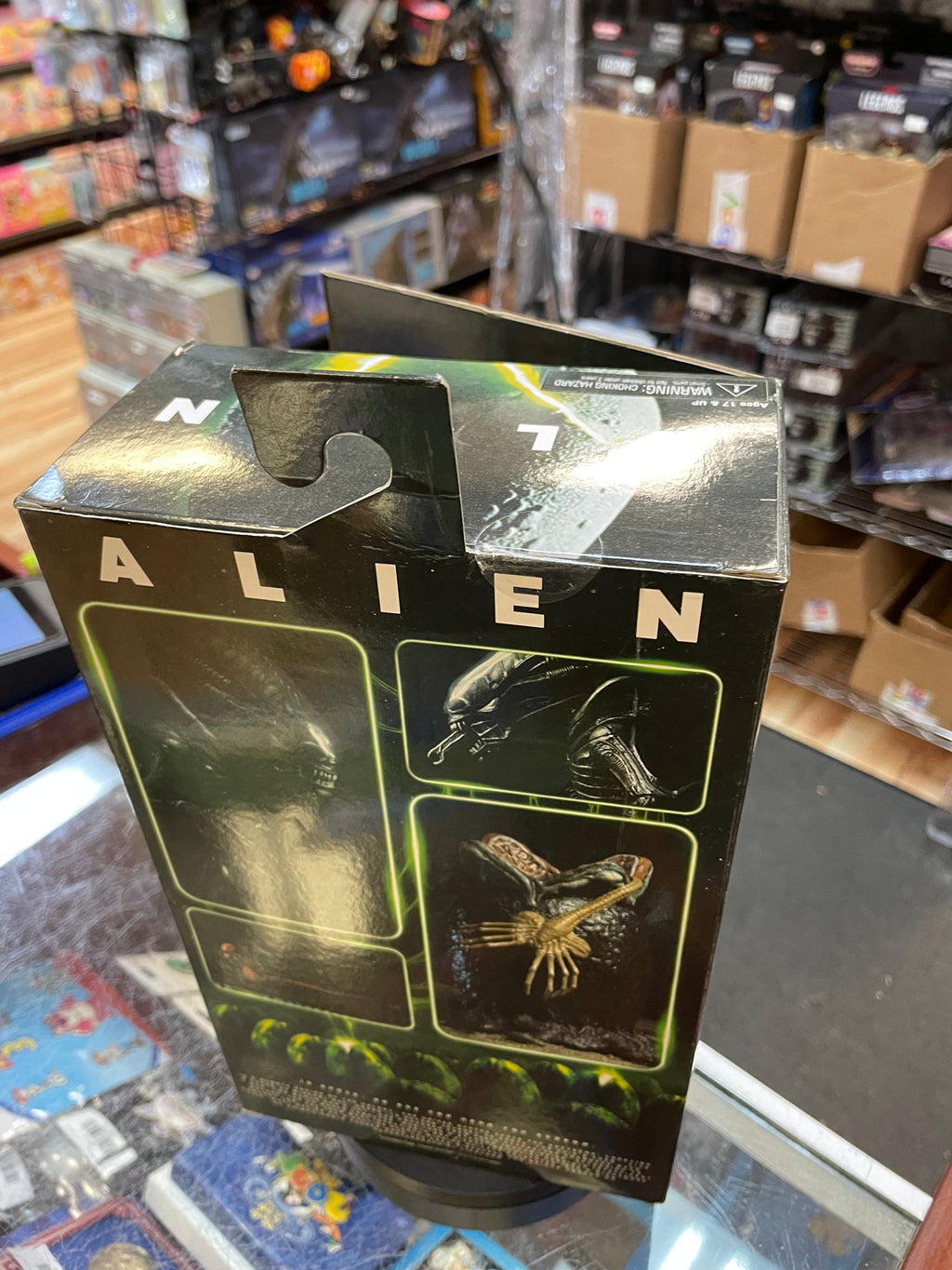Big Chap Ultimate (NECA, Aliens) **SEALED** product image 9, provided for visual reference and product detail review