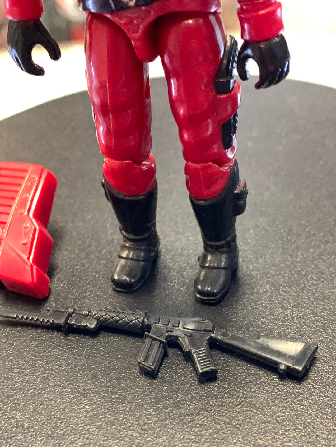 Crimson Guard 8458 (Vintage GI Joe, Hasbro) Complete product image 5, provided for visual reference and product detail review
