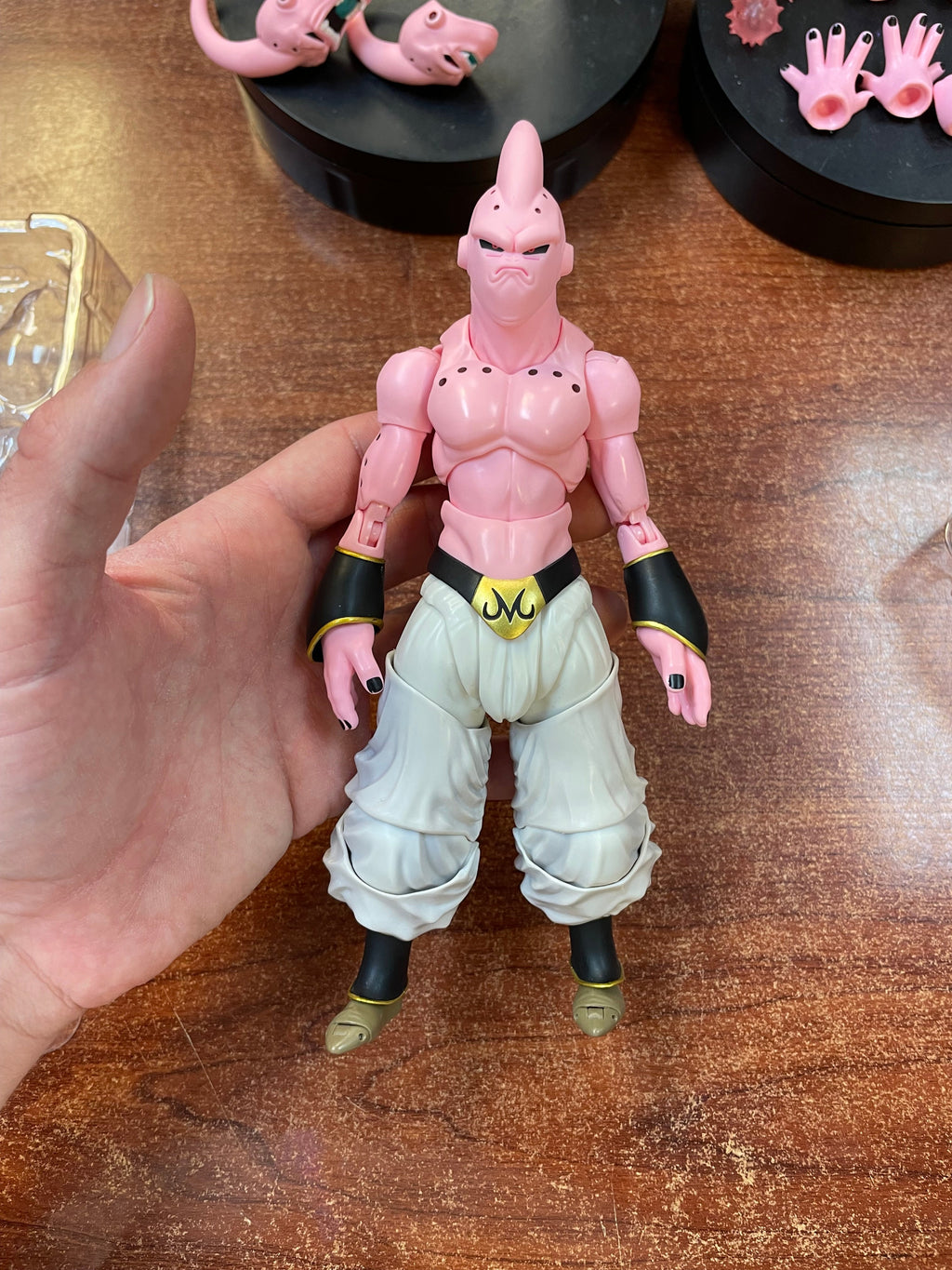Majin Super Buu (Dragon Ball, Bandai SH Figuarts) *COMPLETE* product image 11, provided for visual reference and product