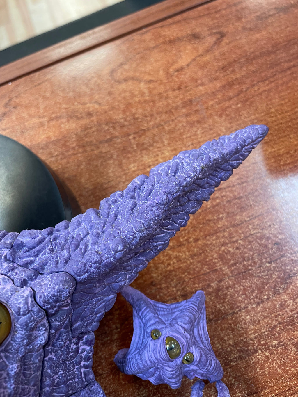 Start The Conqueror BAF (DC Multiverse, McFarlane Toys) COMPLETE product image 3, provided for visual reference and product