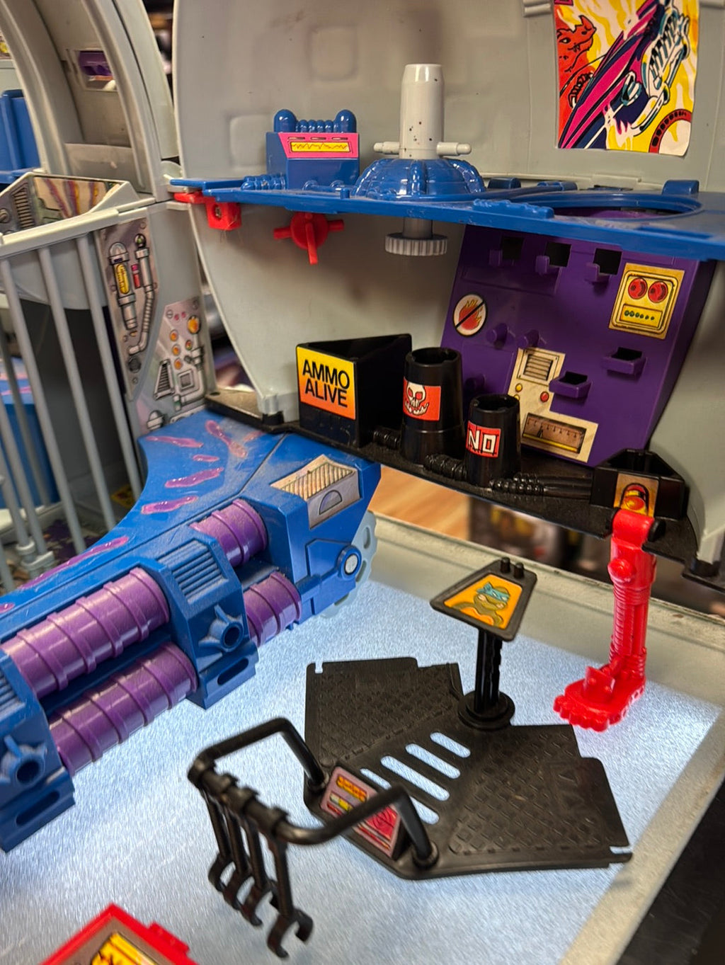 Technodrome 0200 (Vintage TMNT NInja Turtles, Playmates) Complete product image 12, provided for visual reference and