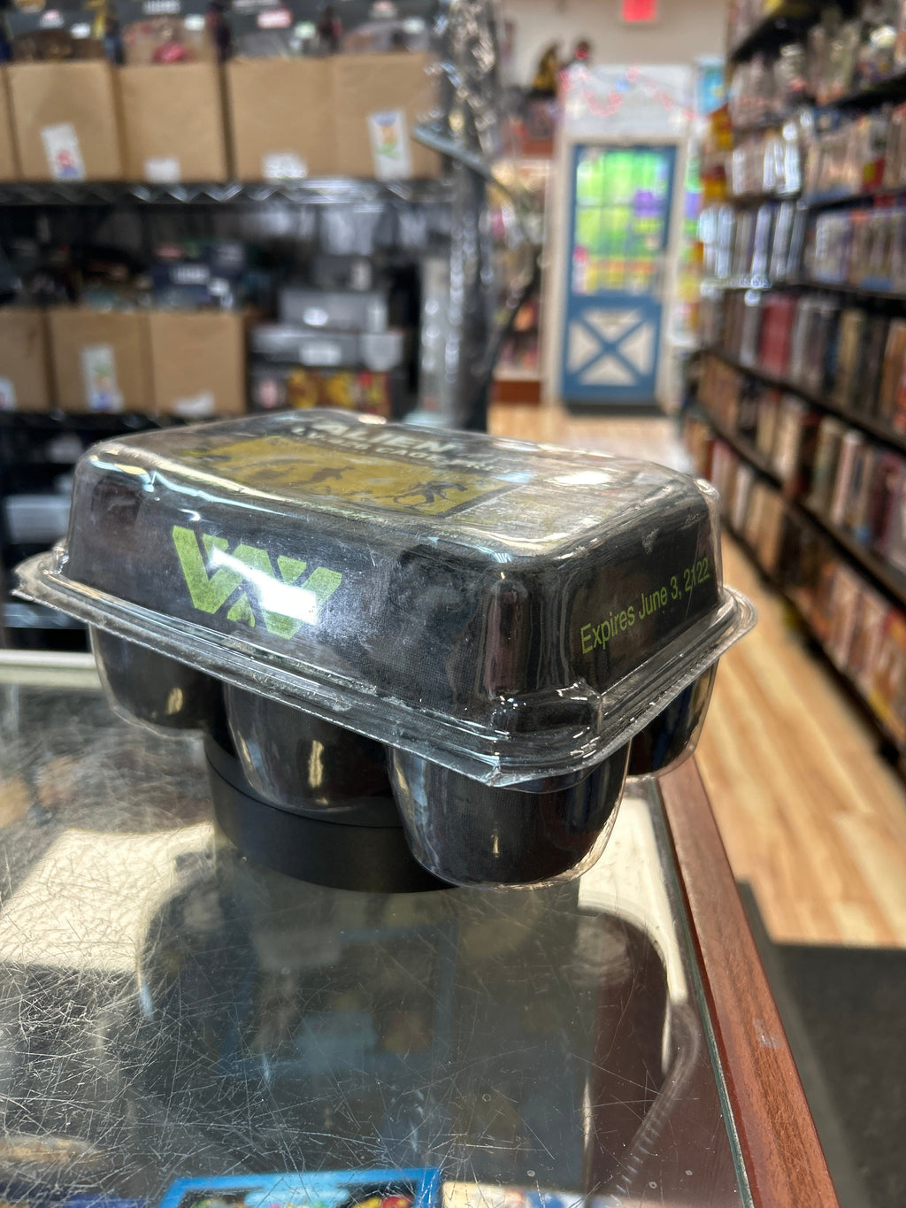 Cage Free Eggs LV426 (NECA, Aliens) **SEALED** product image 6, provided for visual reference and product detail review