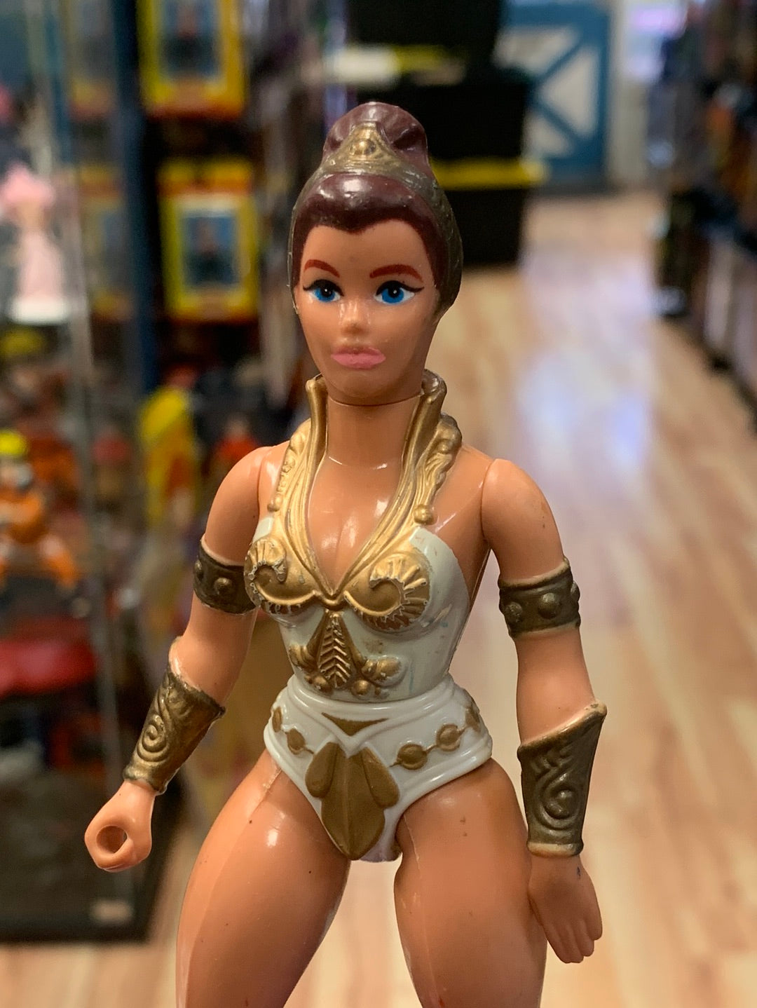 Brown Hair Teela 7153 (Vintage MOTU Masters of The Universe, Mattel) Complete product image 2, provided for visual reference