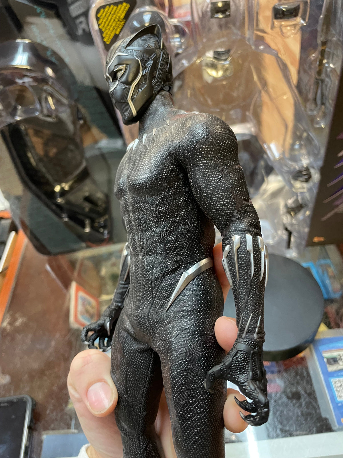 Black Panther MMS470 1/6 Scale (Marvel Black Panther, Hot Toys) INCOMPLETE product image 7, provided for visual reference