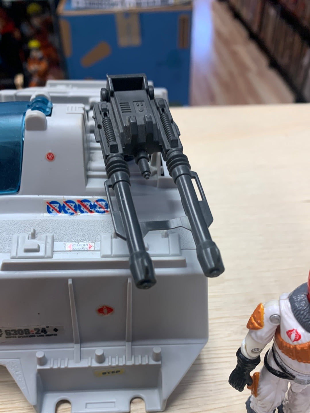 Cobra Wolf with Ice Viper 7725 (Vintage GI Joe, Hasbro) Complete product image 8, provided for visual reference and product
