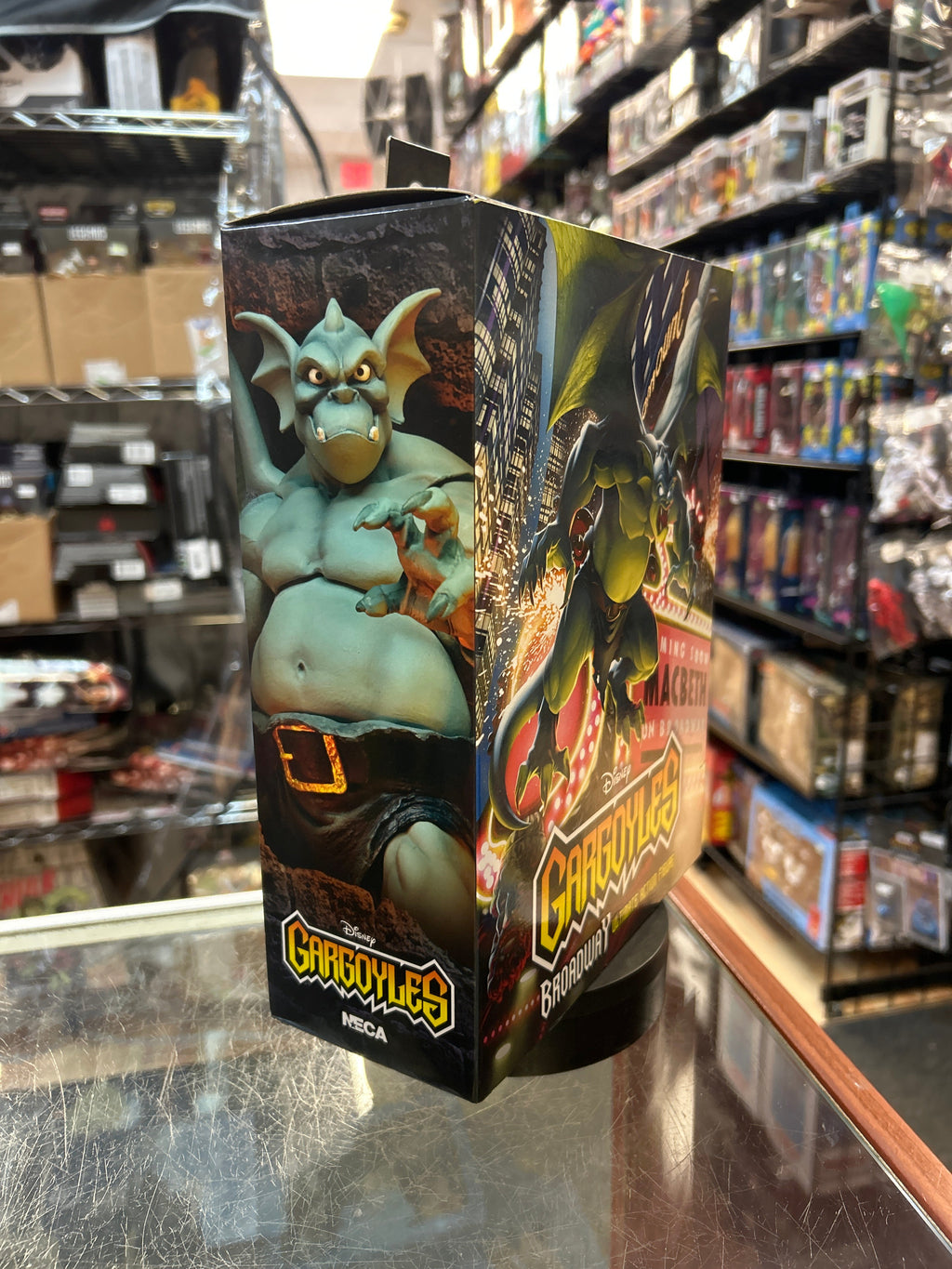 Broadway Ultimate (Disney Gargoyles, Neca) **SEALED** product image 2, provided for visual reference and product detail
