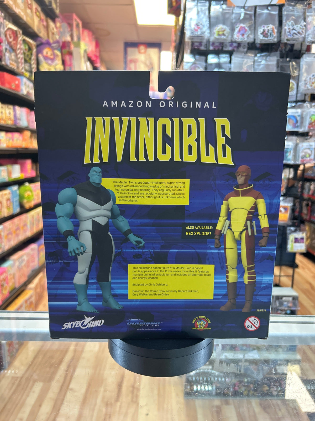 Mauler Twin -Deluxe- (Invincible, Diamond Select) *COMPLETE* product image 7, provided for visual reference and product