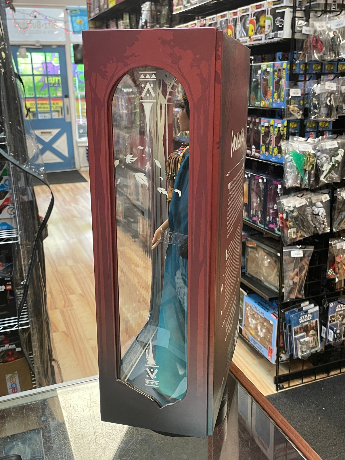 Pocahontas 17" Doll -LE 4500- (Walt Disney, Park Exlcusive) **NEW** product image 2, provided for visual reference and