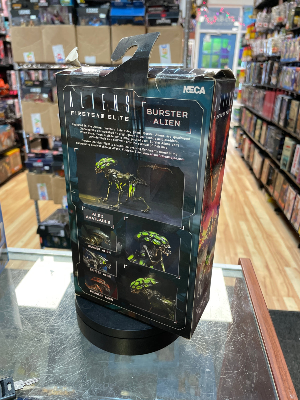 Burster Alien -Fireteam Elite- (Alien, NECA) **SEALED** product image 2, provided for visual reference and product detail