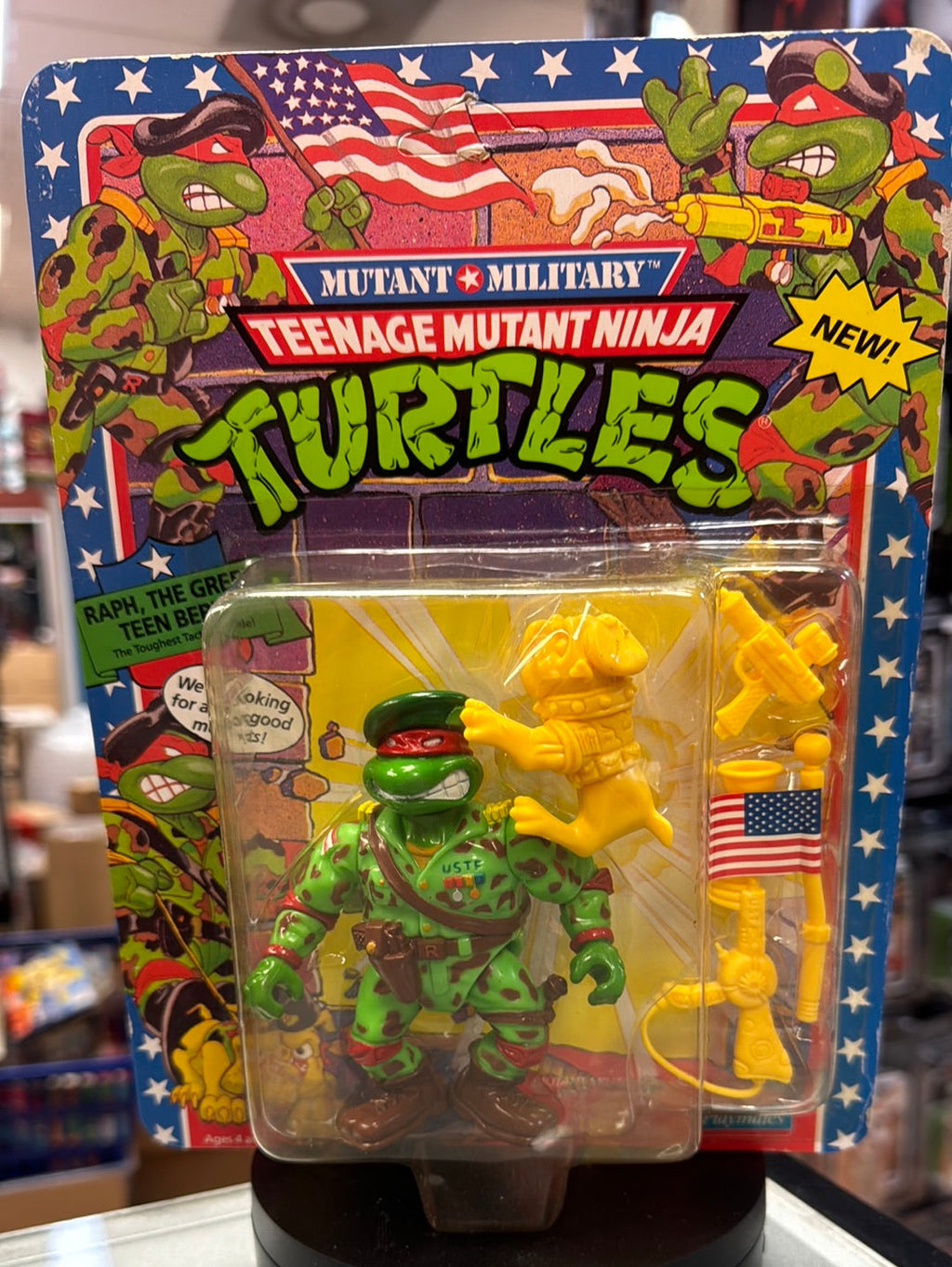 Raph the Green Beret 0124 (Vintage TMNT Ninja Turtles, Playmates) Sealed product image 1, provided for visual reference and