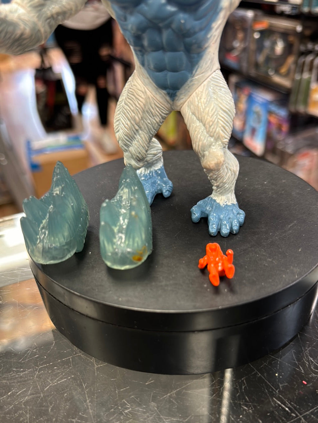 Blizzard 6” Complete (Playmates, Vintage Primal Rage) product image 5, provided for visual reference and product detail