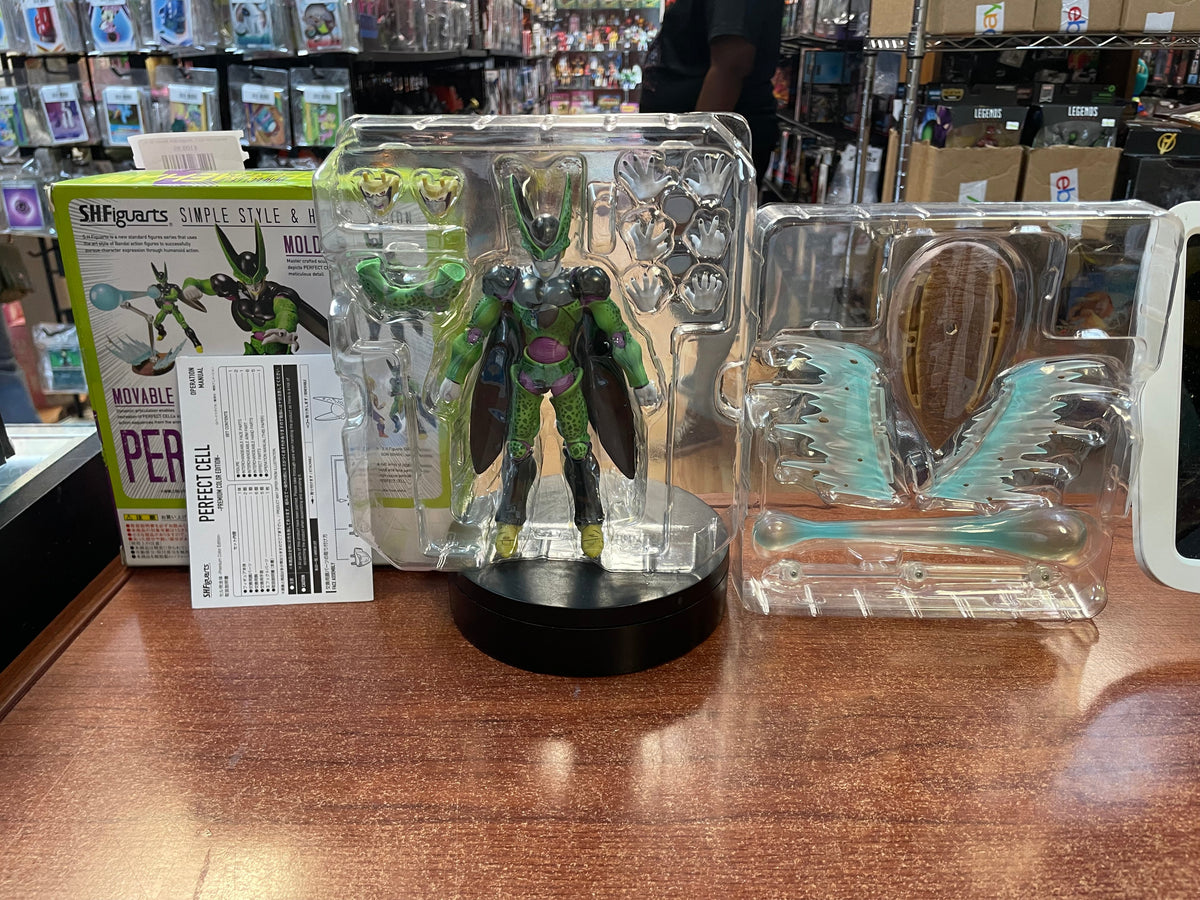 Perfect Cell -SDCC- (Dragon Ball, Bandai SH Figuarts) *COMPLETE* product image 1, provided for visual reference and product