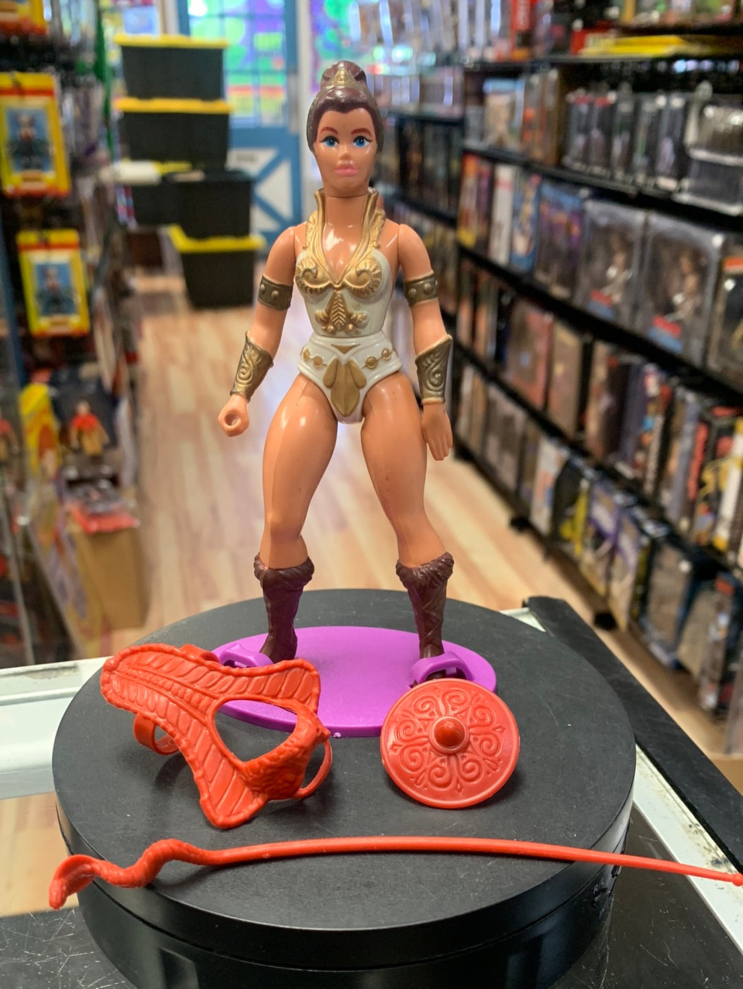 Brown Hair Teela 7153 (Vintage MOTU Masters of The Universe, Mattel) Complete product image 1, provided for visual reference