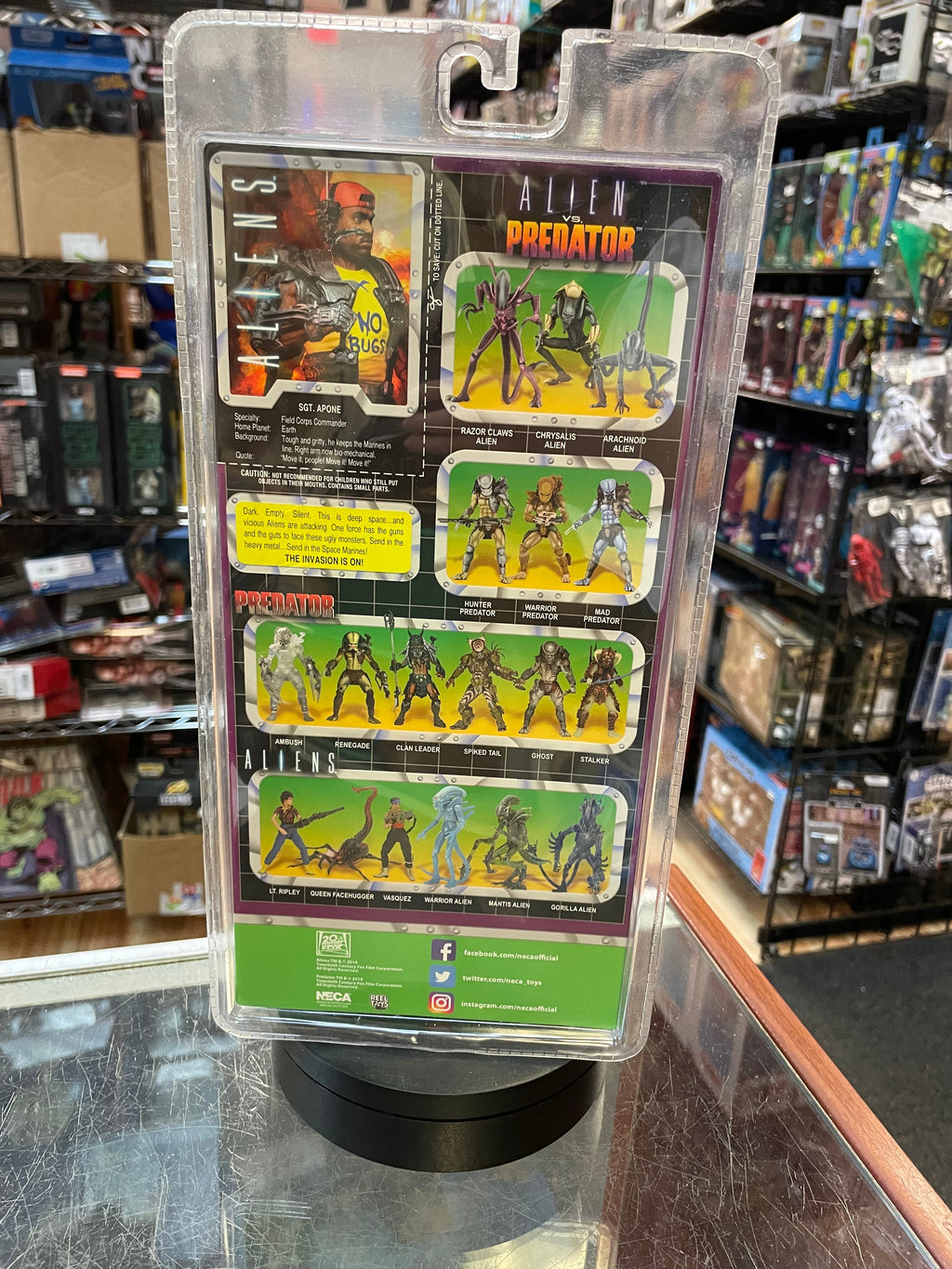 Space Marine Apone (Alien, NECA) **SEALED** product image 2, provided for visual reference and product detail review