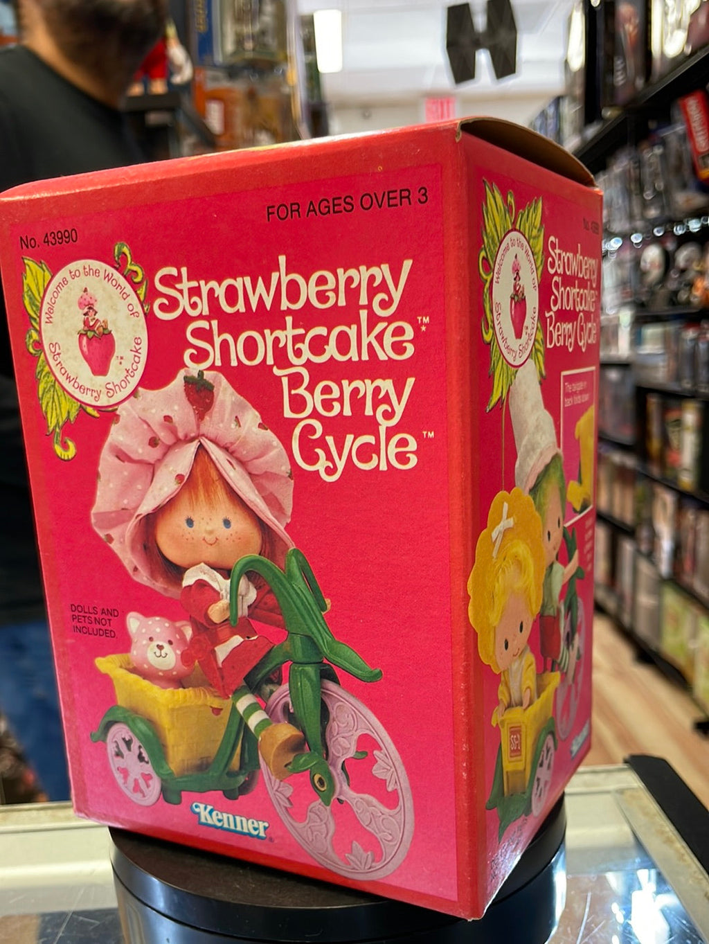Berry Cycle (Vintage Strawberry Shortcake, Kenner) Sealed product image 2, provided for visual reference and product detail