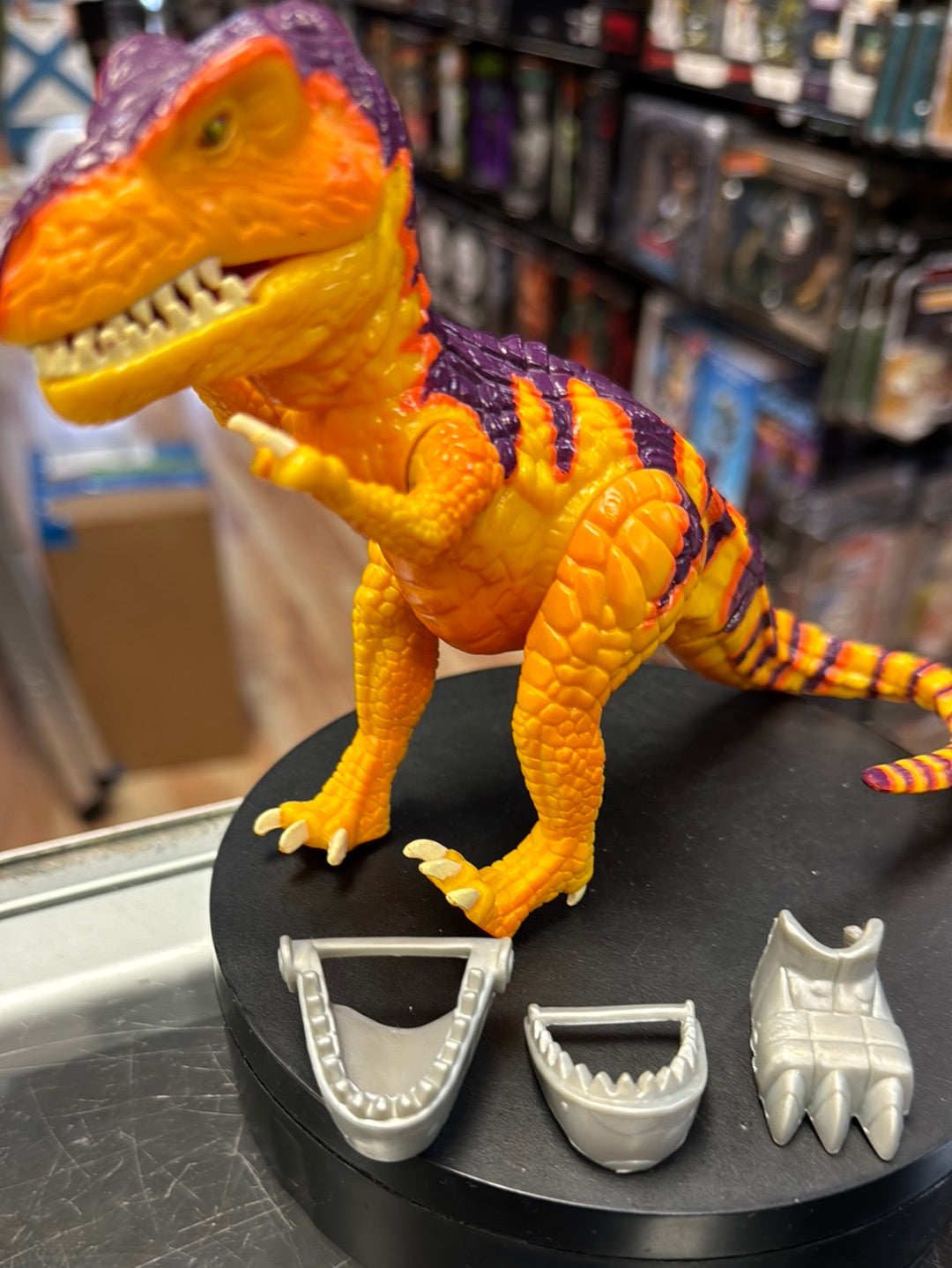 Sauron 6” (Vintage Primal Rage, Playmates) product image 4, provided for visual reference and product detail review