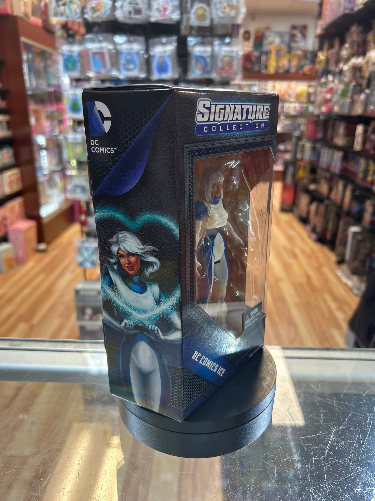 Ice -Signature Collection- (DC Multiverse, Mattel) **SEALED** product image 2, provided for visual reference and product