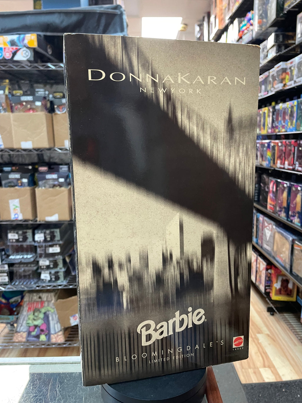 Brunette Donna Karan #14452 (Vintage Barbie, Mattel) **SEALED** product image 7, provided for visual reference and product