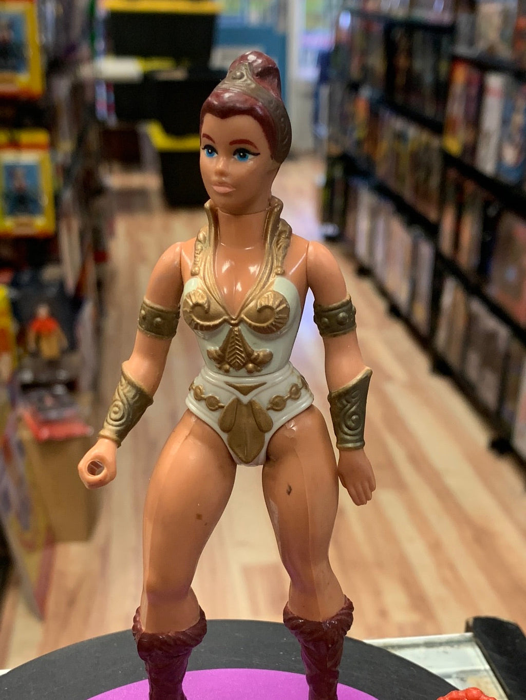 Brown Hair Teela 7156 (Vintage MOTU Masters of The Universe, Mattel) Complete (Copy) product image 2, provided for visual