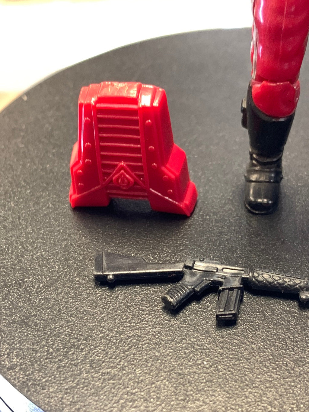 Crimson Guard 8456 (Vintage GI Joe, Hasbro) Complete product image 6, provided for visual reference and product detail review