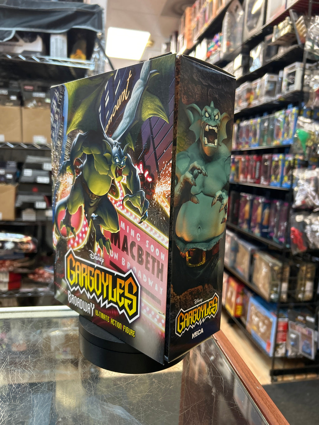 Broadway Ultimate (Disney Gargoyles, Neca) **SEALED** product image 6, provided for visual reference and product detail