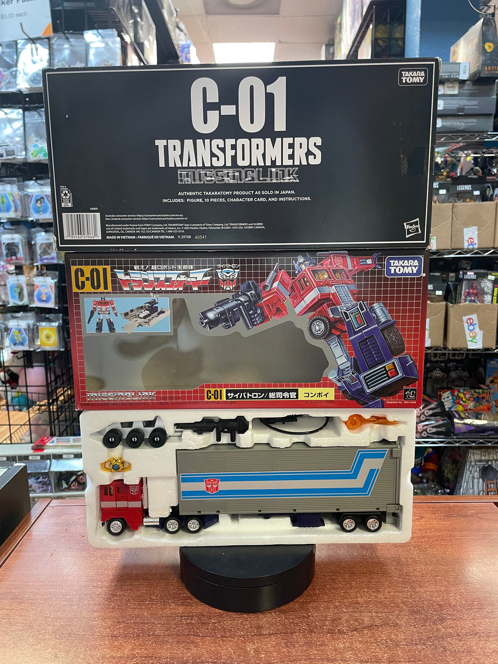 Optimus Prime C-01 Missing Link (Takara Tomy, Hasbro, Transformers) COMPLETE product image 1, provided for visual reference