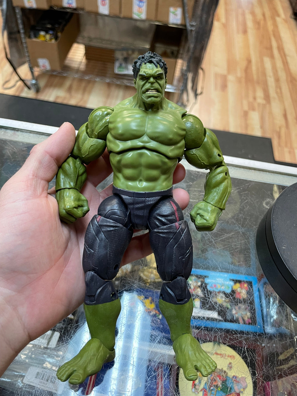 Age Of Ultron Hulk (Marvel Legends, Hasbro) LOOSE product image 4, provided for visual reference and product detail review