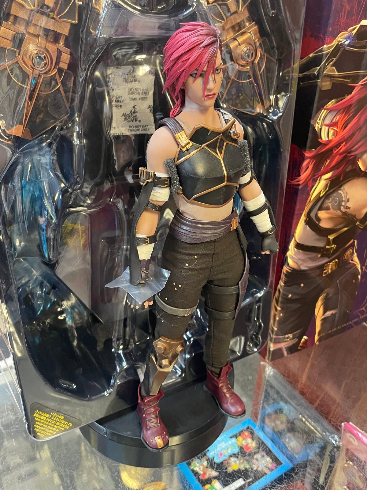 VI TMS138 1/6 Scale (Arcane League Of Legends, Hot Toys) COMPLETE product image 4, provided for visual reference and product