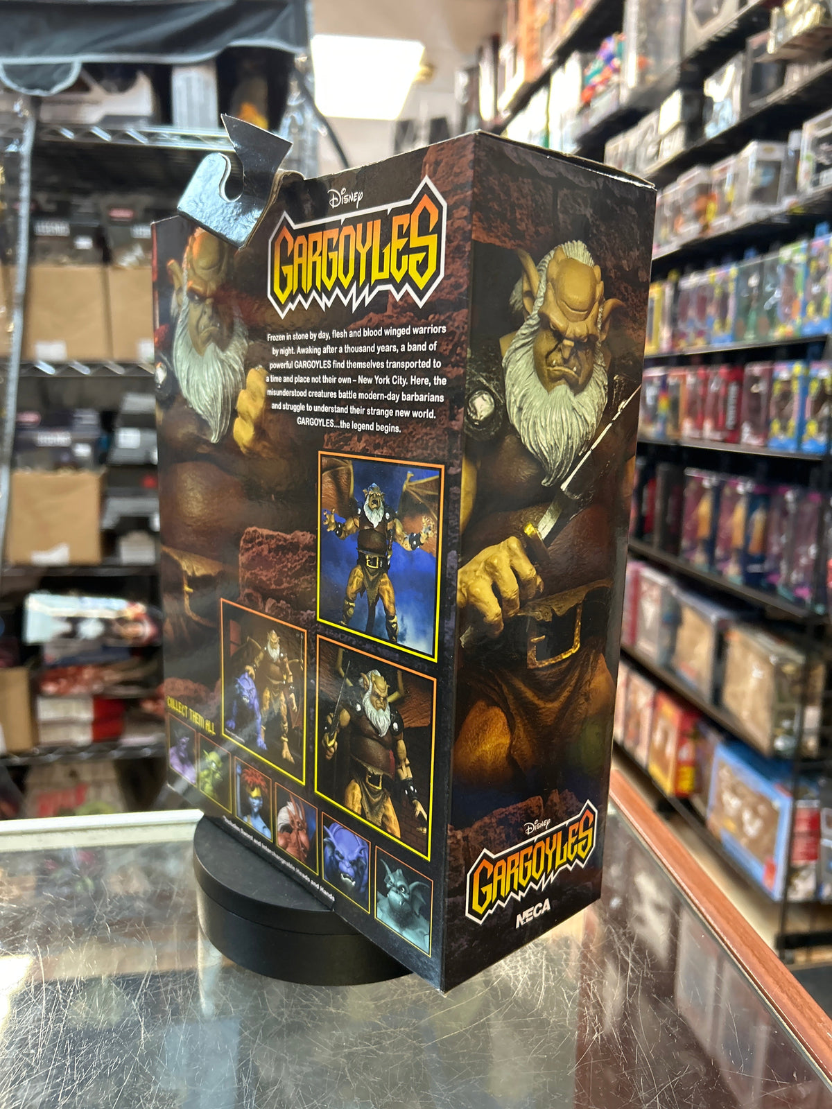 Hudson Ultimate (Disney Gargoyles, Neca) **SEALED** product image 3, provided for visual reference and product detail review