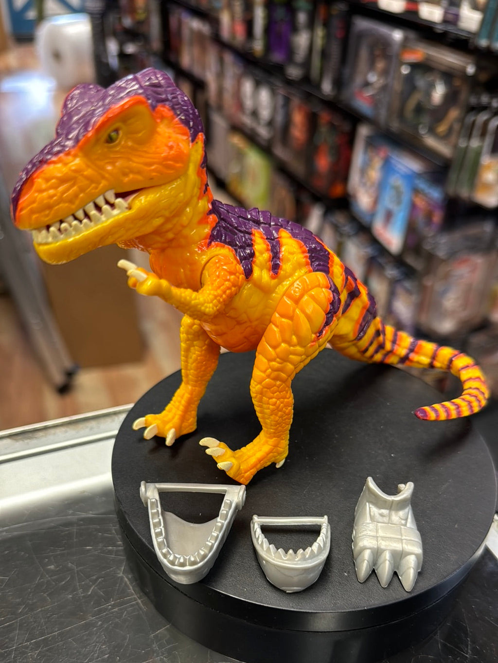 Sauron 6” (Vintage Primal Rage, Playmates) product image 8, provided for visual reference and product detail review