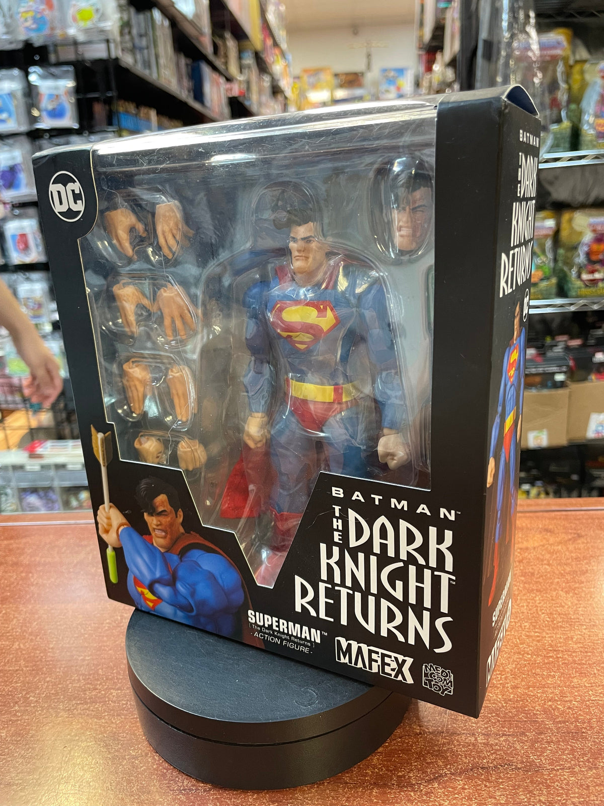 Superman TDKR No.161 (The Dark Knight Returns, DC Medicom Mafex) SEALED product image 8, provided for visual reference and